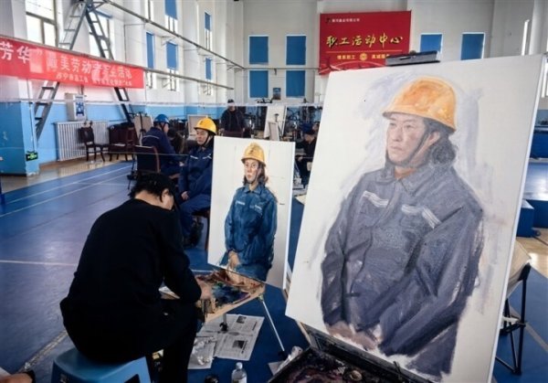 飞乐乐 西宁市职工书画院“三心”工作法构筑劳动者精神家园
